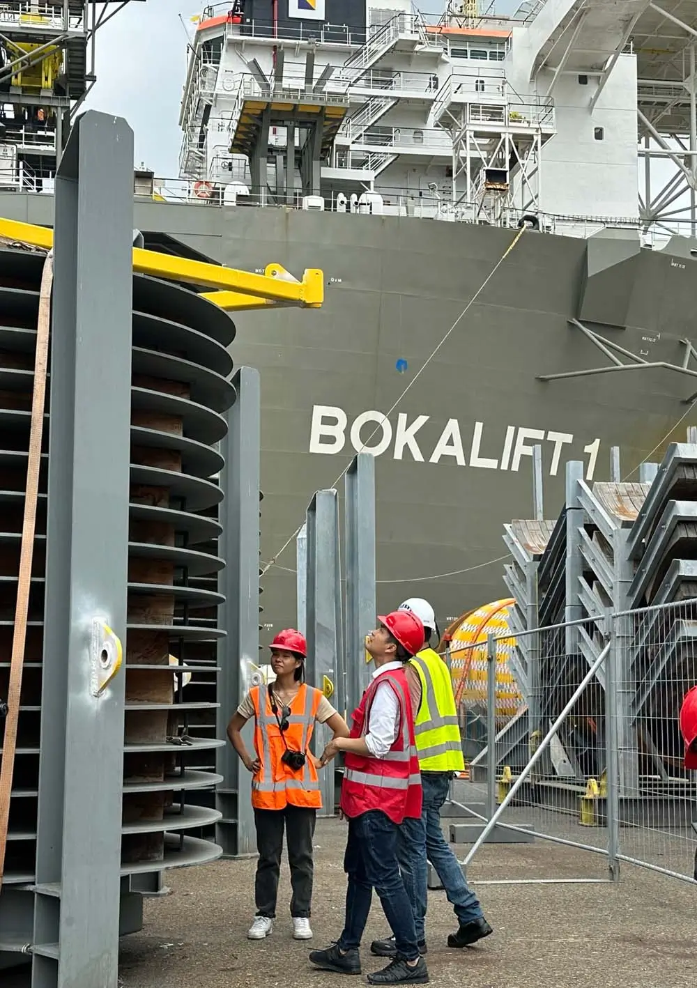 In search of the useable materials at the Port of Anping